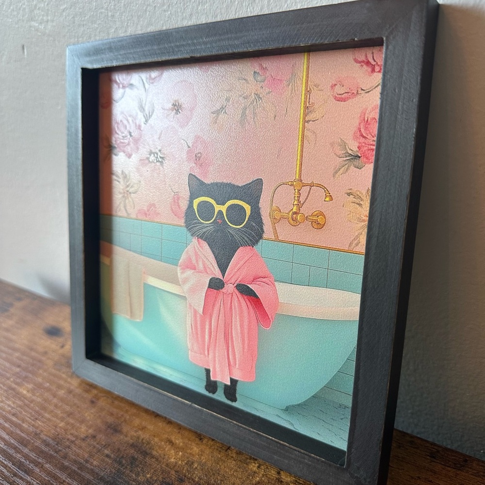 Framed Wooden Black Cat Art in Pink Robe with Bathtub Wall Decor 8x8” NWT - Picture 4 of 7